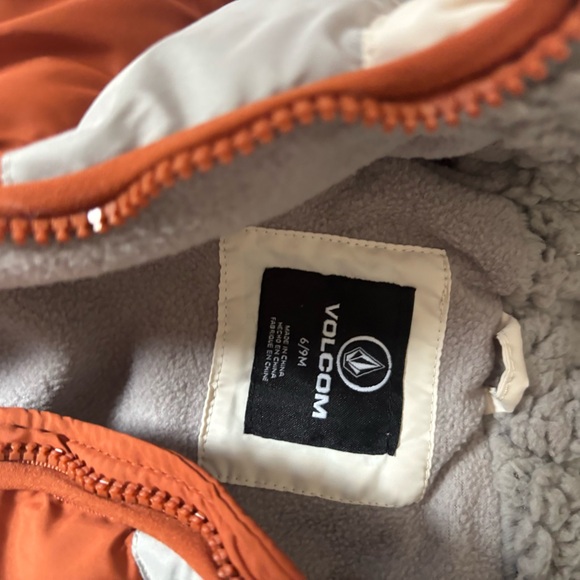 Volcom Baby Snowsuit – Hooded Fleece Lined Warm Winter Jumpsuit – 6-9 M - Picture 4 of 9